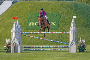 Camargo 2 Calgary 18 WoSJ 88960 300x200 - Neuzugang auf dem Burghof: Camargo